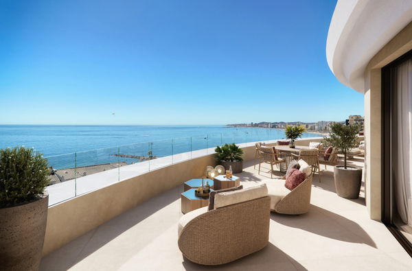 Sophisticated City Apartment  walking distance to the sea in Fuengirola, Málaga
